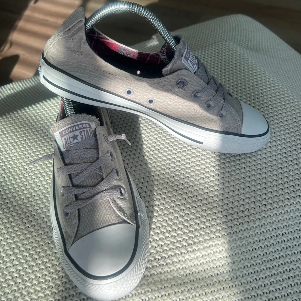 Converse Lavender Low-Top Sneakers - Picture 3 of 13